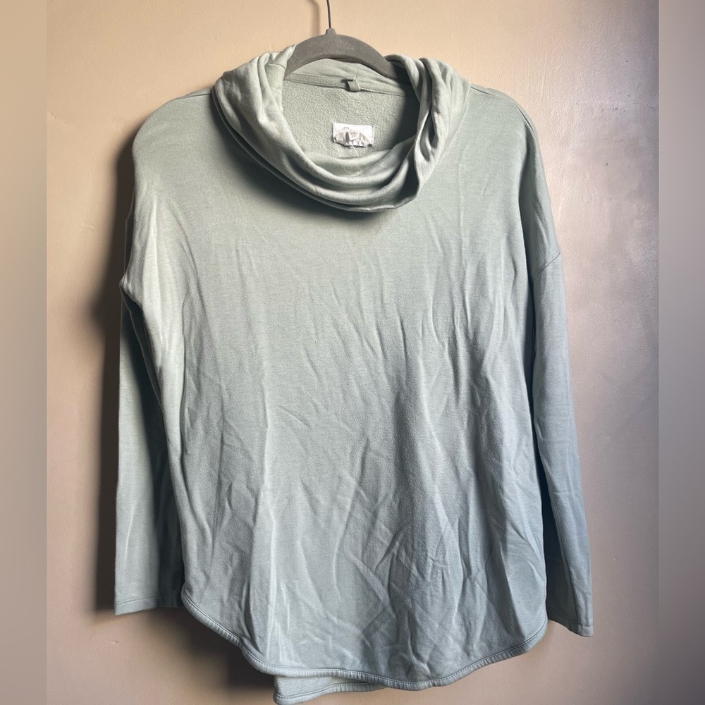 Lou&Grey signature soft cowl neck mint green long sleeve size XS granola girl